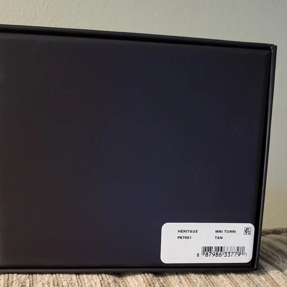 🎁Patricia Nashed Boxed Leather Mini Torri Wallet with Key Fob Bag Charm - Picture 5 of 14